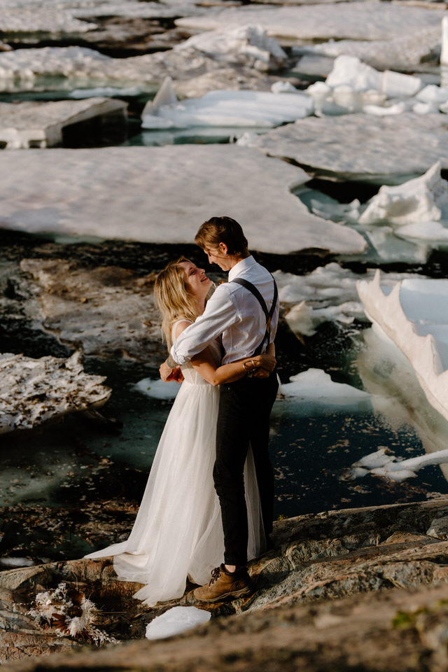 wedding ceremony photo with icebergs