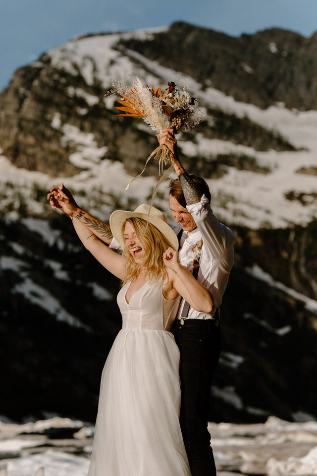 couple celebrates montana elopement